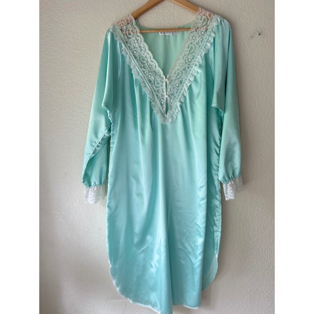 Vintage Honors Intimates Aqua Blue Satin Lace Trim Nightgown Long Sleeve Large